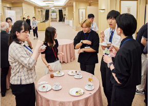 懇談会イメージ写真1